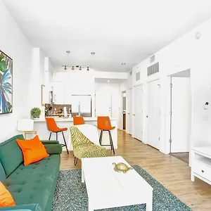  Apartment Modern 1br Downtown Oasis W Balcony & Rooftop Pool United States