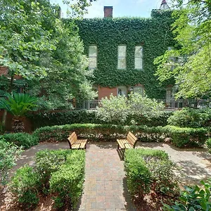 Charm On Liberty Savannah