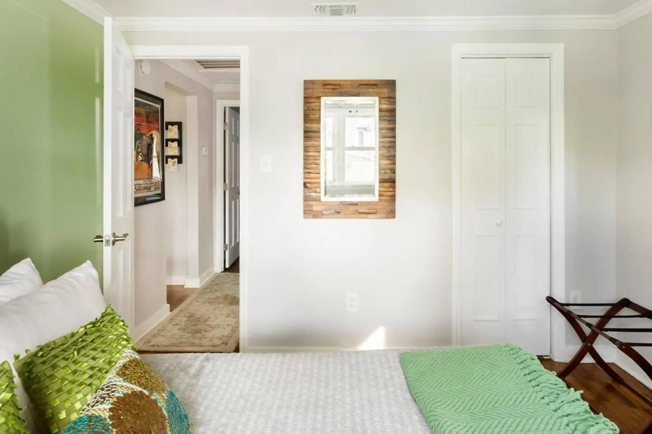 Vibrant, Colorful Condo Building With Backyard Firepit And Games Savannah 0*,  United States